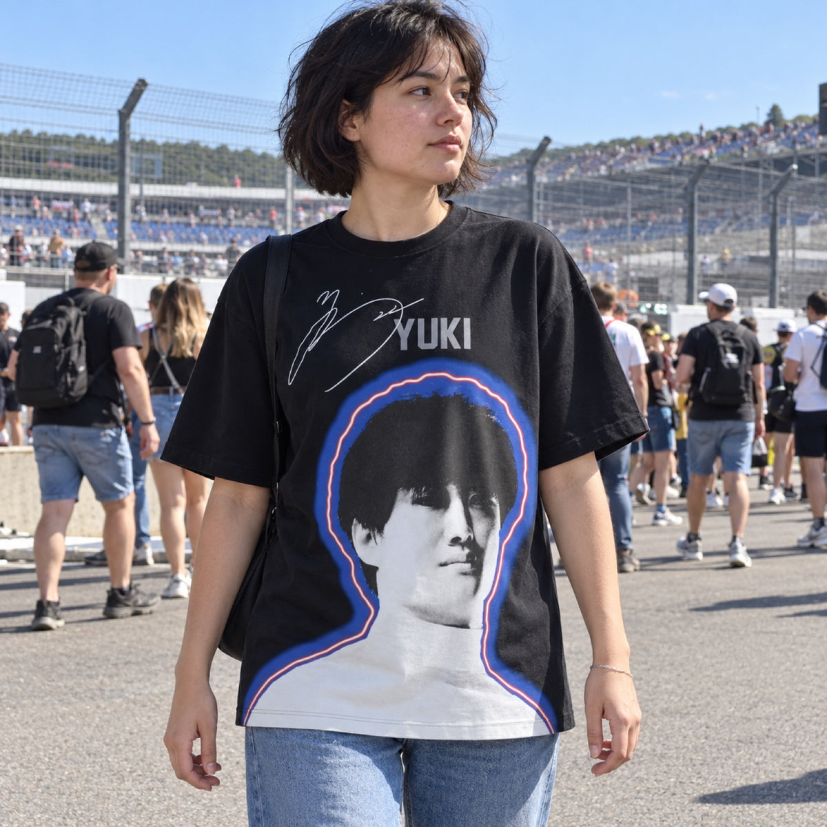 HUGO x Visa Cash App RB Fan T-Shirt – Yuki Tsunoda – ilustrační foto 2 (AI)