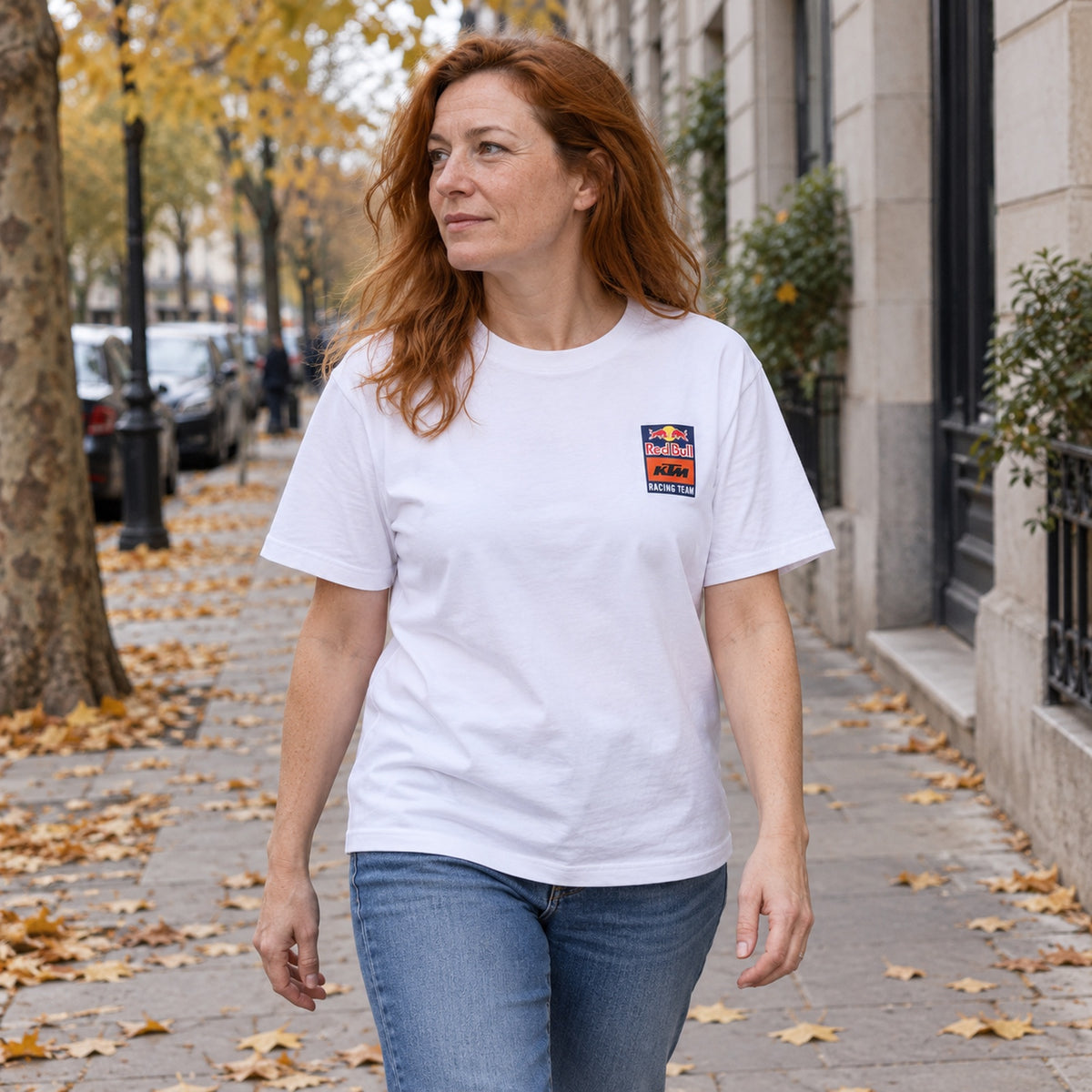 KTM Red Bull Racing Casual Logo T-Shirt – White – ilustrační foto 2 (AI)