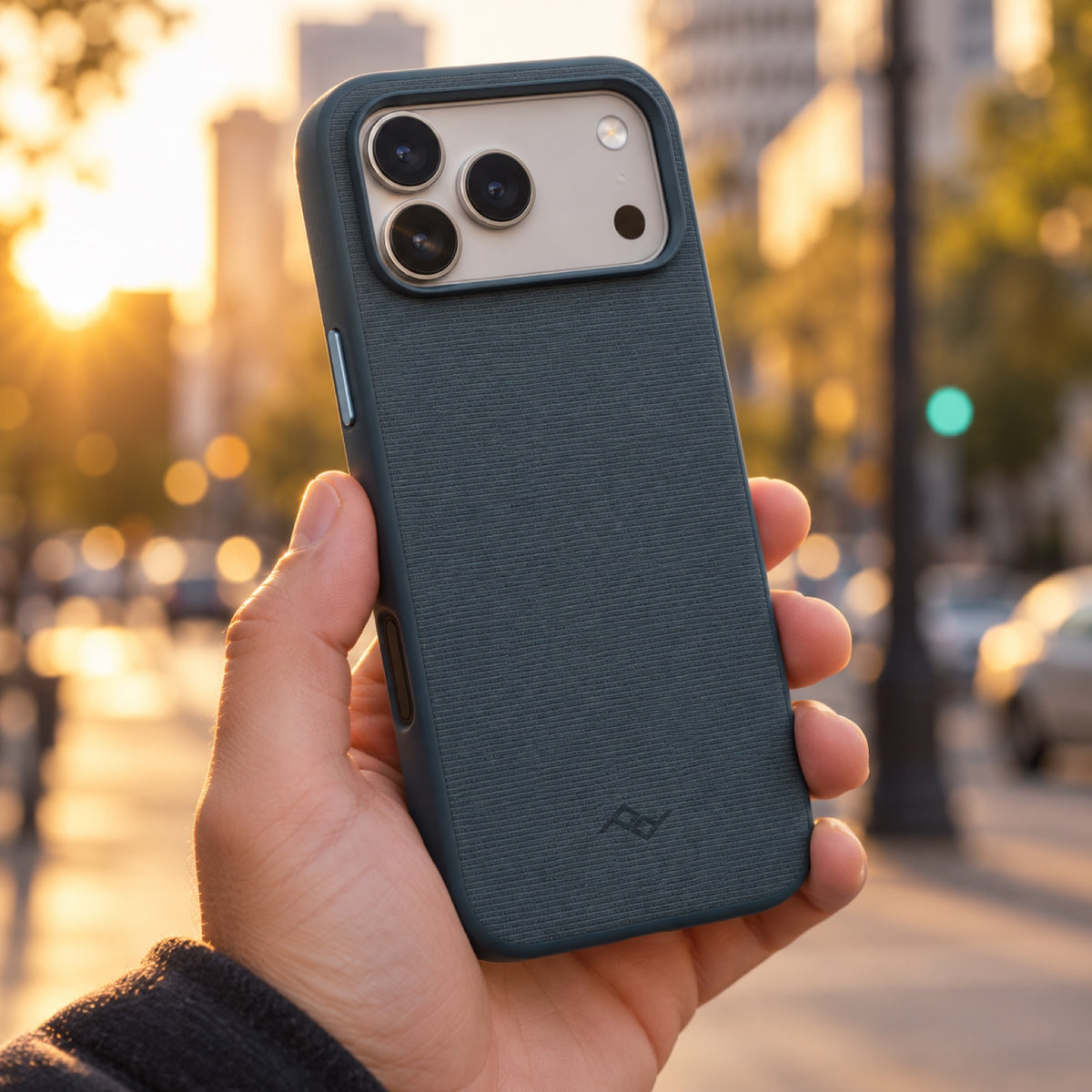 Peak Design Everyday Case Non-Slimlink iPhone 18 Pro Max – Ocean – ilustračné foto (AI)