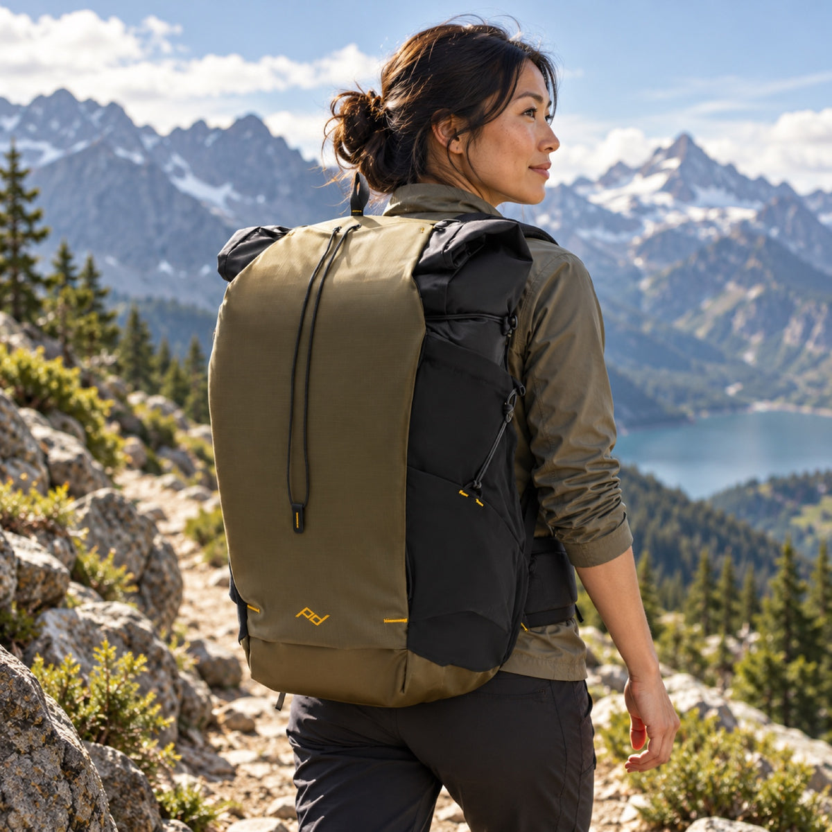 Peak Design Outdoor Backpack 45L – Kelp – illustrative photo (AI)