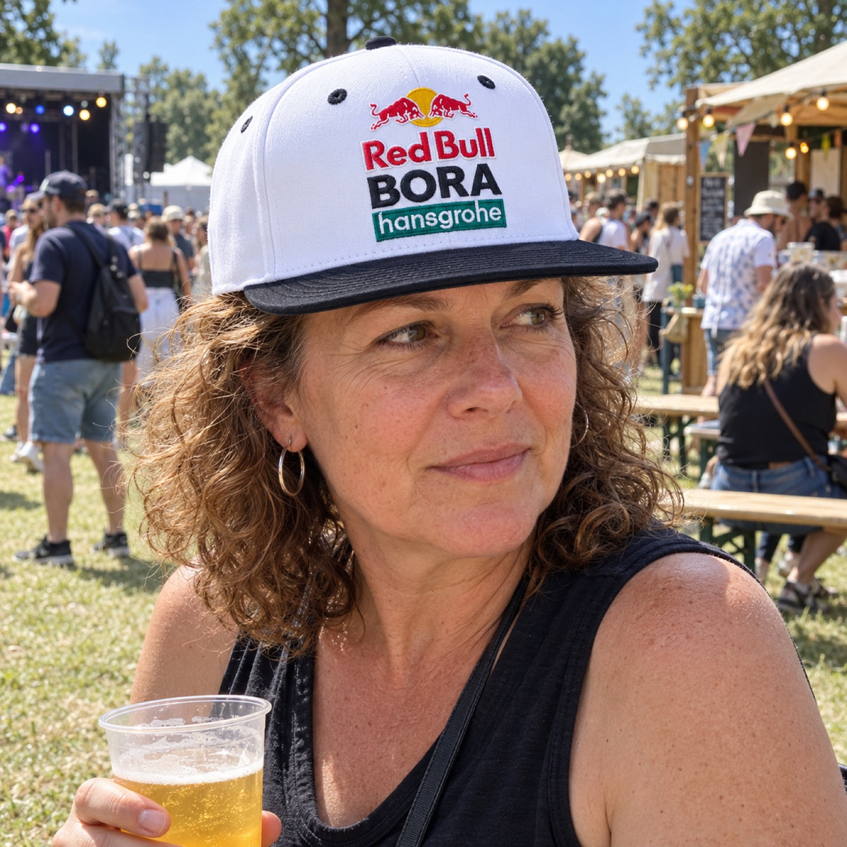 Šiltovka pre fanúšikov Red Bull Bora Hansgrohe s rovným šiltom – ilustračné foto 2 (AI)