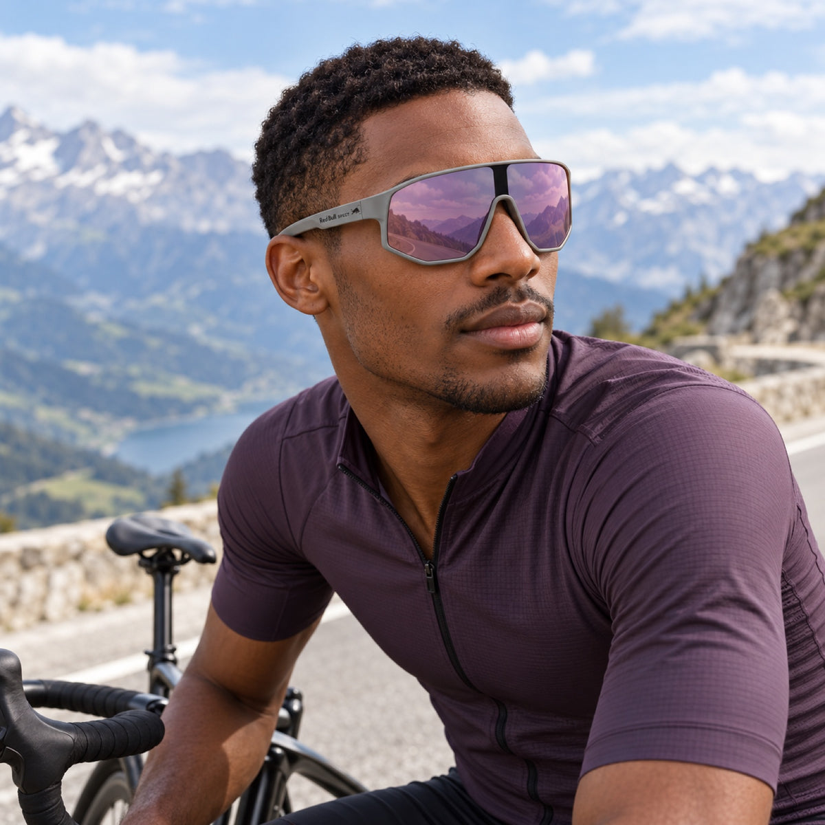 Slnečné okuliare Red Bull Spect DASH – sivé s fialovým sklom – ilustračné foto (AI)
