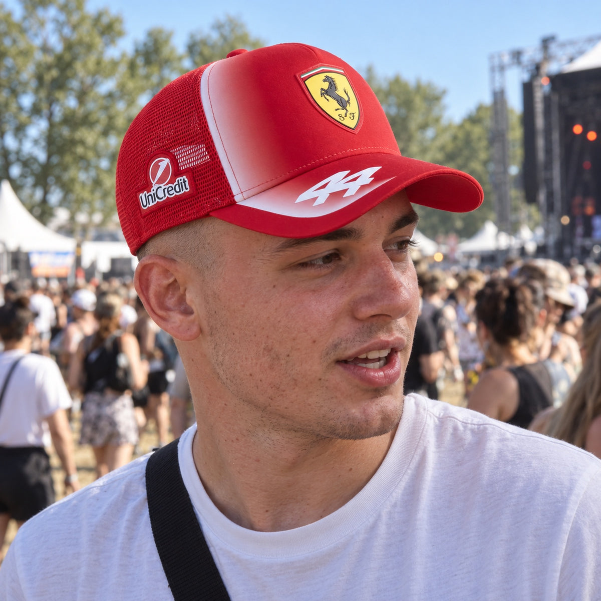 Lewis Hamilton Scuderia Ferrari F1 x Puma Mesh Cap – Team Edition – ilustrační foto (AI)