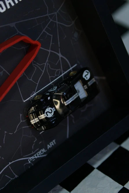 3D rám PETROL ART Le Mans s modelom Ford GT40 MK II Bruce McLaren 1:43
