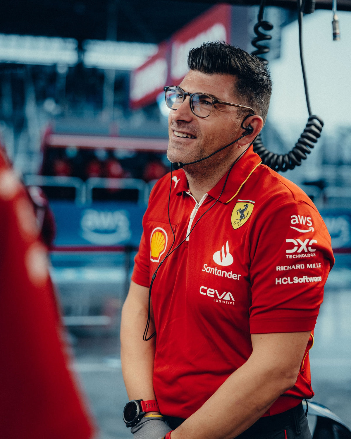 Tímová polokošeľa PRO Scuderia Ferrari F1 červená