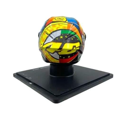 Model prilby MotoGP Valentino Rossi Ducati 2012