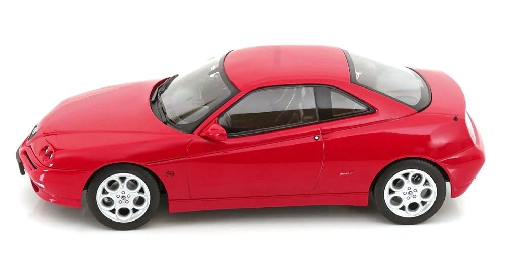 Model Norev Alfa Romeo GTV 1999 1:18 – červený