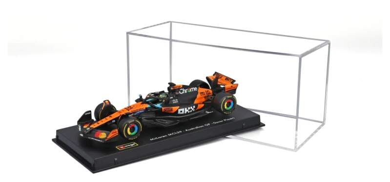 Model McLaren F1 MCL39 BBurago #81 Oscar Piastri 2025 1:43 Signature
