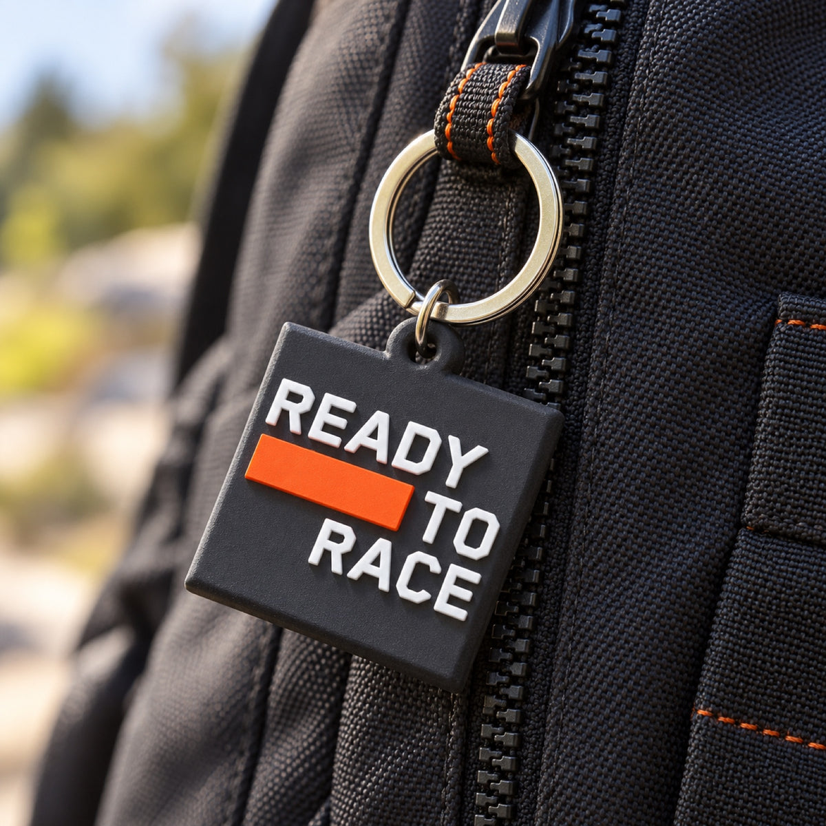Kľúčenka KTM Racing Ready To Race s logom – čierna – ilustračné foto (AI)