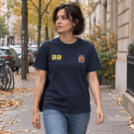 Fanúšikovské tričko KTM Red Bull Racing Brad Binder – ilustračné foto 2 (AI)