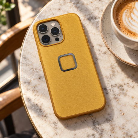 Peak Design Everyday Case iPhone 15 Pro Max v2 – Sun – ilustračné foto (AI)