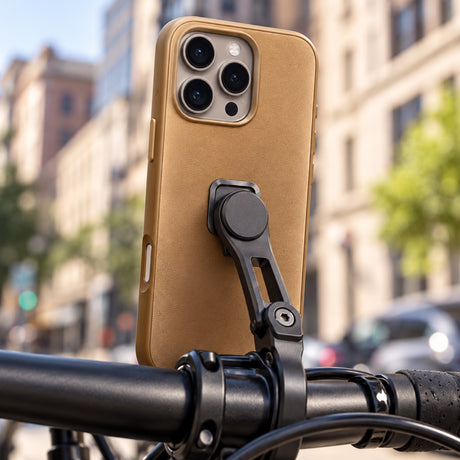 Peak Design Everyday Case iPhone 16 Pro Max – Tan – ilustračné foto (AI)