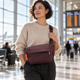 Peak Design Everyday Sling 10L – Eclipse – illustrative photo (AI)