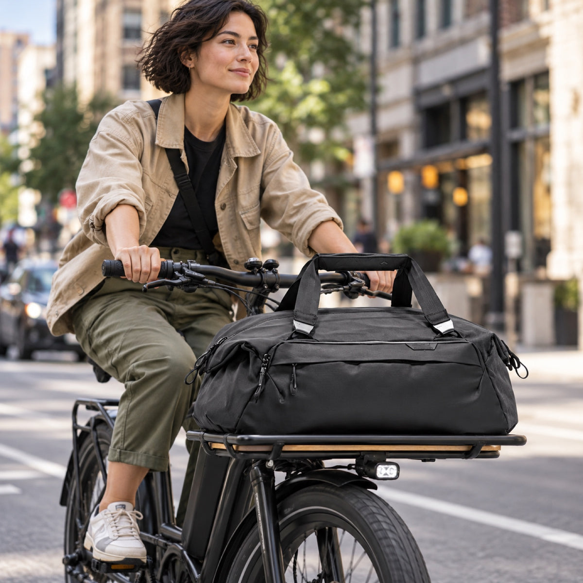 Peak Design Travel Duffel 65L – Black – ilustračné foto (AI)