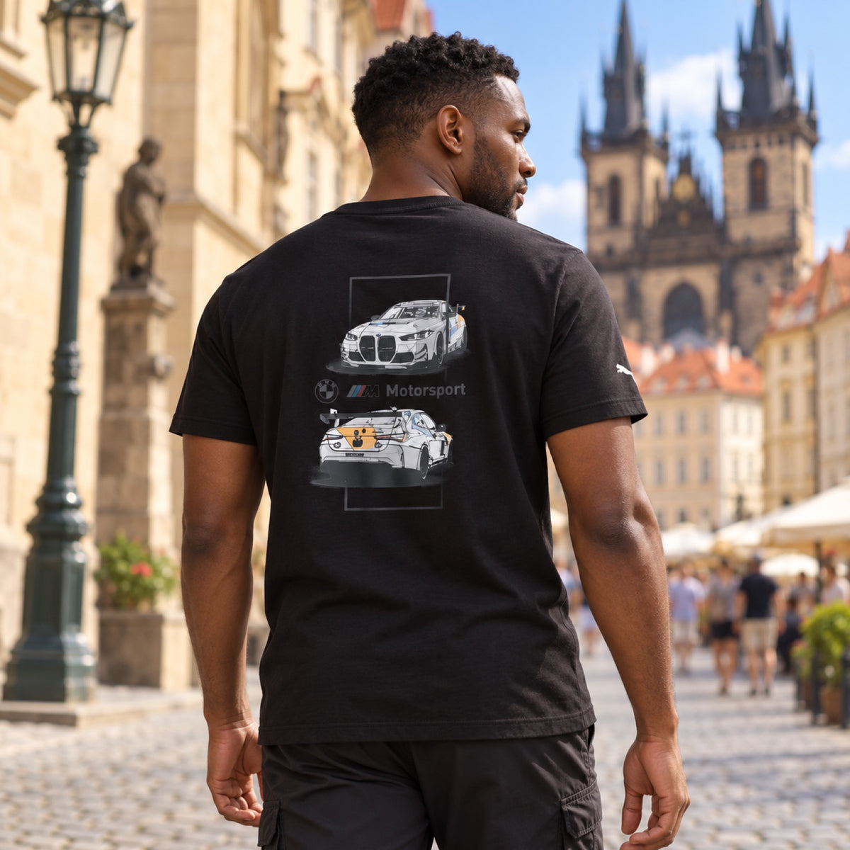 Fanúšikovské tričko BMW Motorsport s pretekárskym motívom – čierne – ilustračné foto (AI)