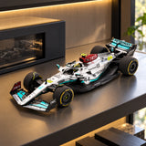 Model Spark Mercedes-AMG PETRONAS W13 E Lewis Hamilton 1:18 – VC Belgicka 2022 – ilustračné foto (AI)