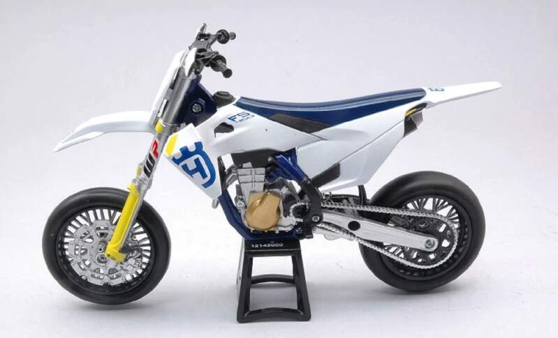 Model motocyklu Husqvarna FS 450 Supermoto