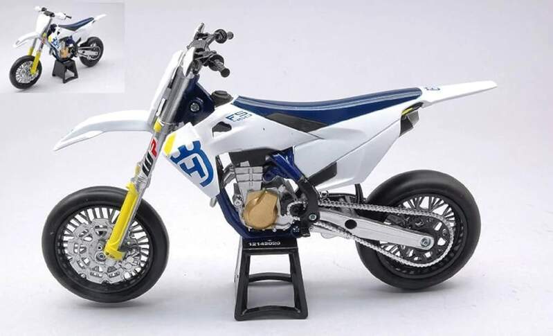 Model motocyklu Husqvarna FS 450 Supermoto