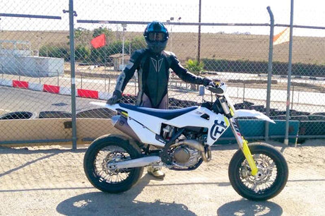 Model motocykla Husqvarna FS 450 Supermoto