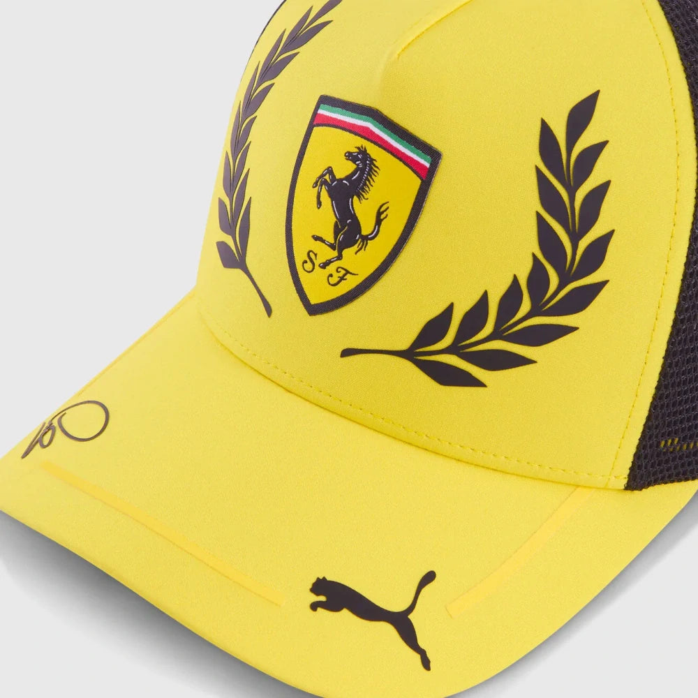 Šiltovka Scuderia Ferrari Lewis Hamilton – GP Veľkej Británie 2026, žltá