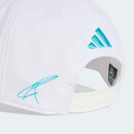 Biela šiltovka George Russell Mercedes AMG Petronas F1 x Adidas - tímová edícia